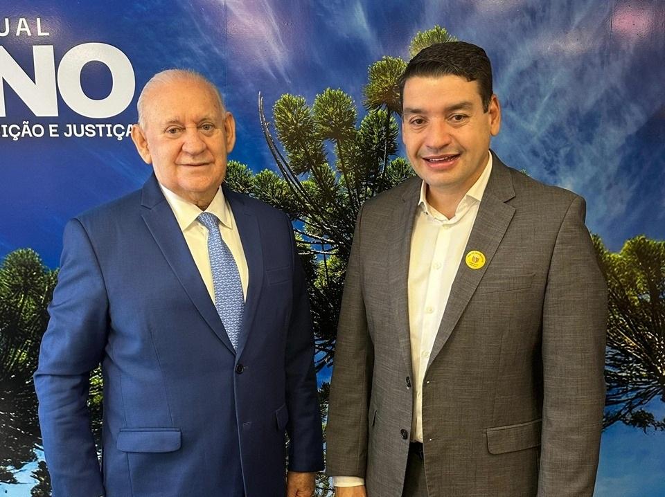 ENGENHEIRO BELTRÃO: Prefeito Júnior Garbim cumpre agenda em Curitiba e articula com Ademar Traiano novos investimentos