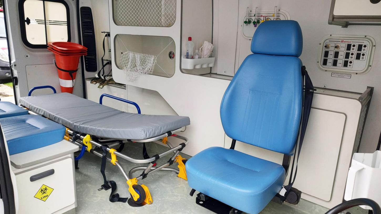 Ambulância avançada