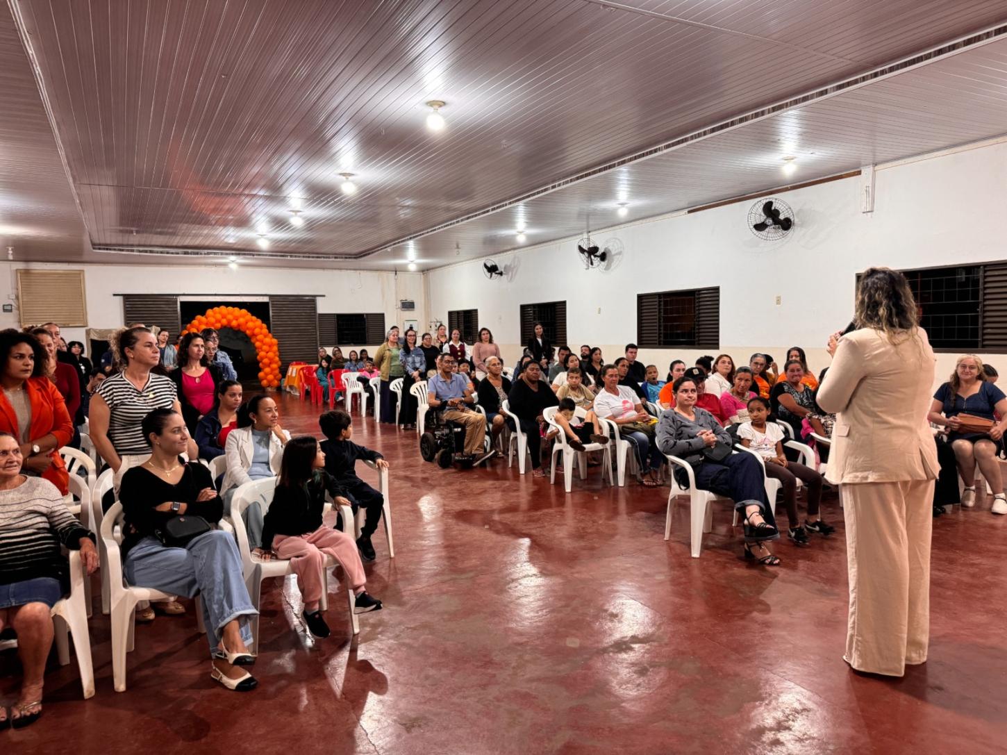 QUINTA DO SOL: Palestra reúne mais de 150 pais no combate à violência contra crianças e adolescentes