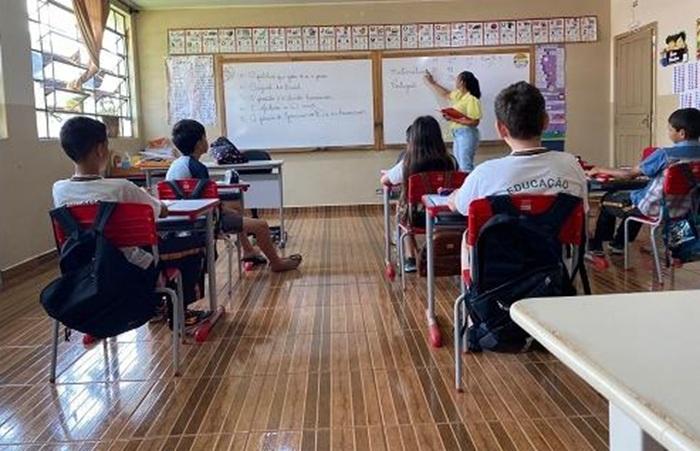BARBOSA FERRAZ: Educação municipal esclarece situação do Fundeb e diz que dados já estavam regularizados antes de alerta do TCE