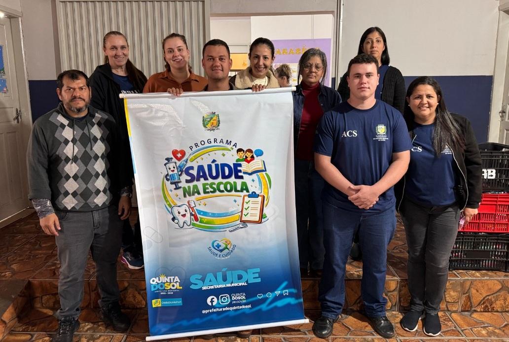 QUINTA DO SOL: Saúde entrega kits de higiene bucal a alunos da Escola Pequeno Príncipe