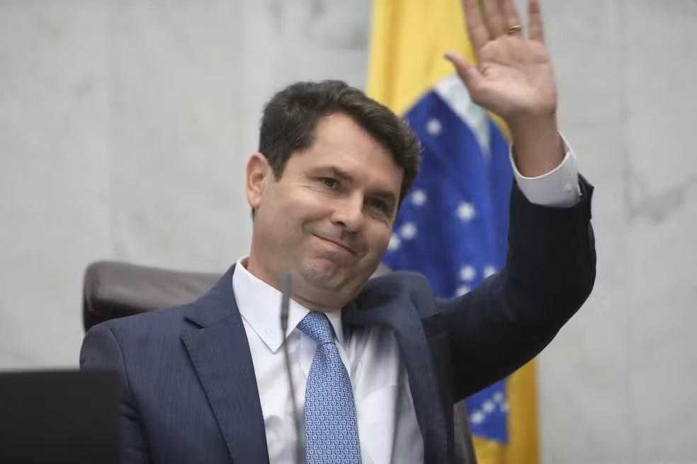 Alexandre Curi pode disputar reeleição para deputado estadual após aliança com Greca para vice de Sandro Alex e Cristina Graeml e Álvaro Dias ao Senado pela chapa