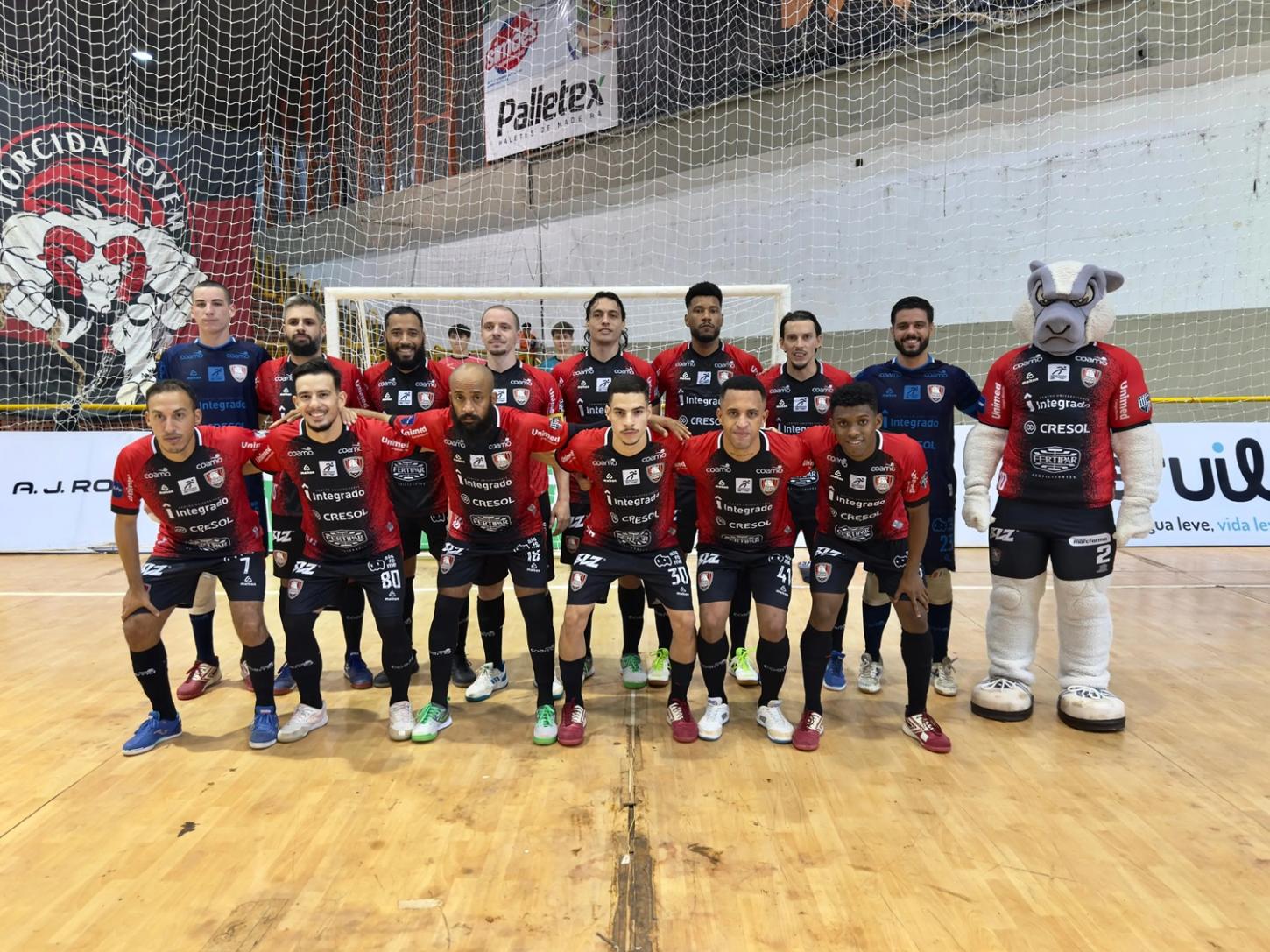 BARBOSA FERRAZ: Campo Mourão Futsal e Umuarama Futsal se enfrentam pelo Campeonato Paranaense no dia 15 de agosto na reinauguração do Ginásio Arnaldo Coneglian