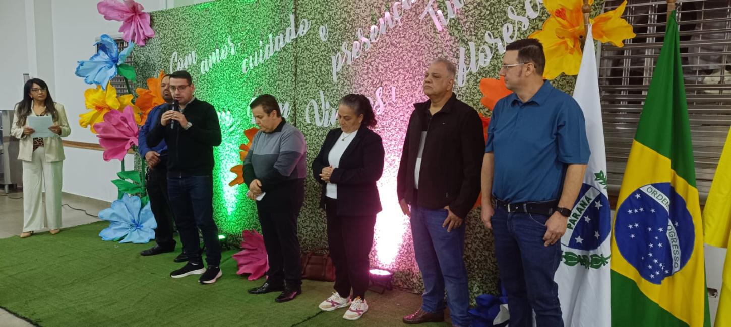 ENGENHEIRO BELTRÃO: Profissionais da educação participam de formação sobre tecnologia e robótica educacional