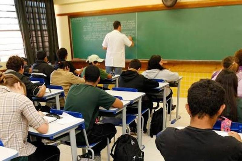 PARANÁ: Seed abre PSS para contratação de professores da rede estadual