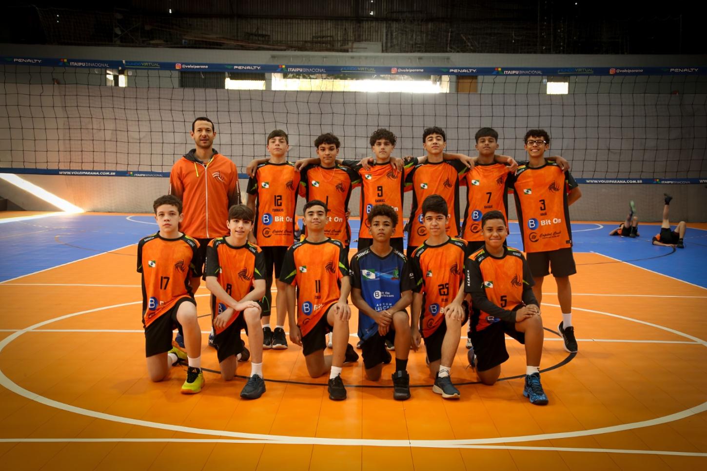 BARBOSA FERRAZ: Ginásio Arnaldo Coneglian sediou a 2ª etapa do Campeonato Regional de Voleibol Sub-15