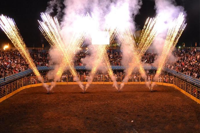 BARBOSA FERRAZ: Neste sábado, na Amiagro, acontece o desfile para escolha da Rainha do Rodeio e lançamento da festa de aniversário do município