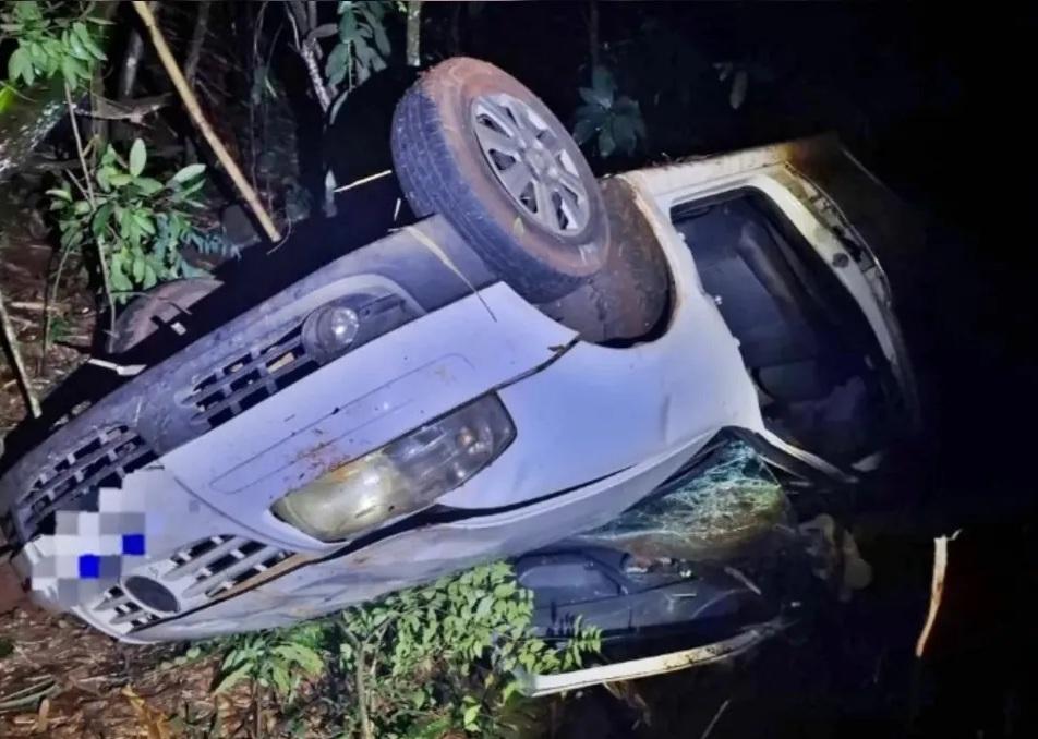 SÃO PEDRO DO IVAÍ: Mulher morre e homem fica ferido em capotamento na PRC-369