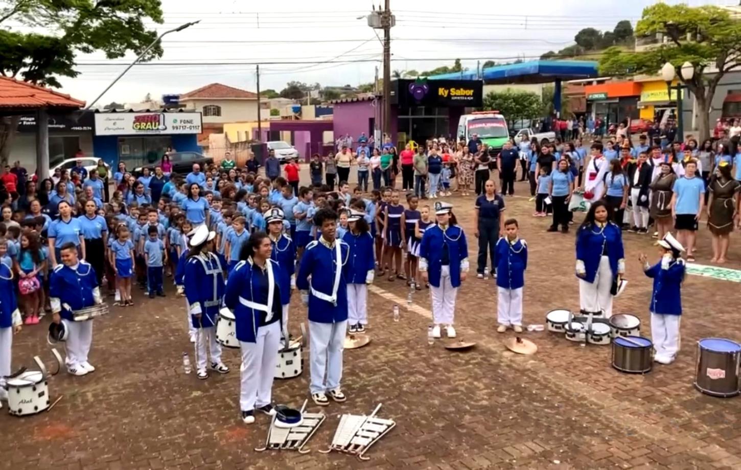 Corumbataí do Sul realiza ato cívico na manhã desta sexta-feira (4) em comemoração à Independência do Brasil 