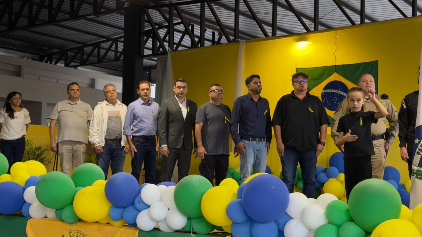 ENGENHEIRO BELTRÃO: Ato Cívico reúne estudantes e autoridades em comemoração à Independência do Brasil
