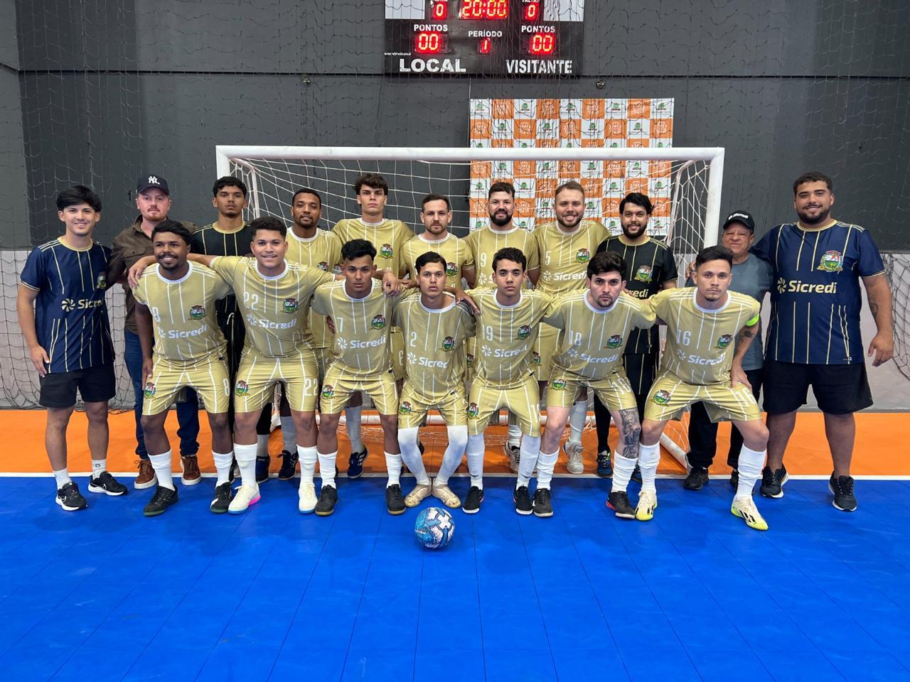 Fênix futsal vence por 5 a 2 e avança firme no Campeonato Regional em Barbosa Ferraz