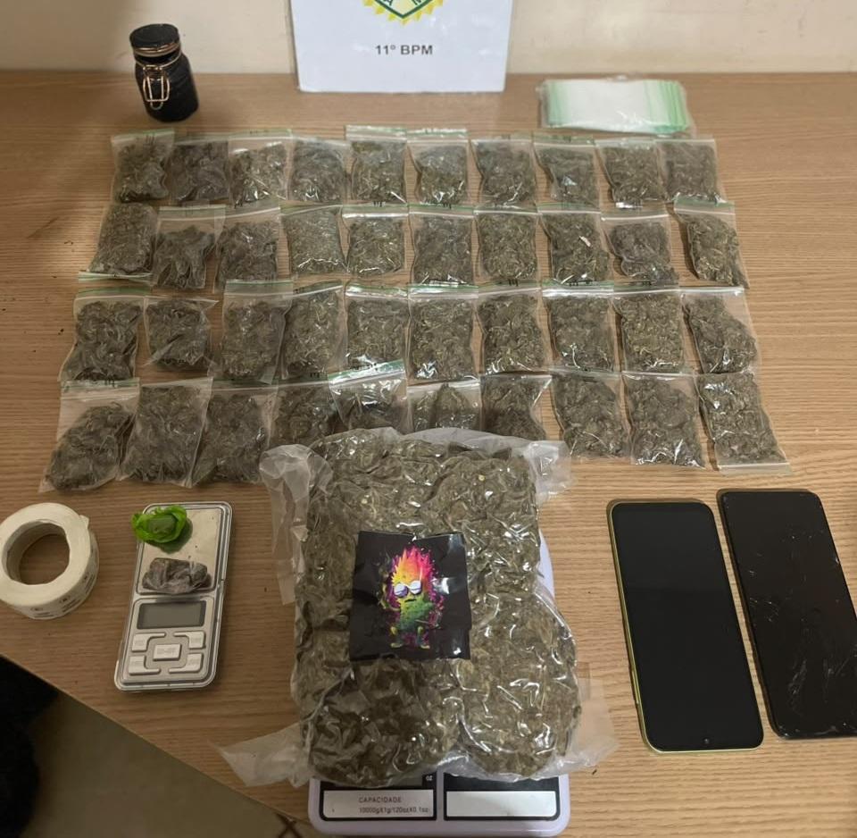 PEABIRU: adolescentes são apreendidos com quase 800 gramas de maconha após abordagem policial no centro