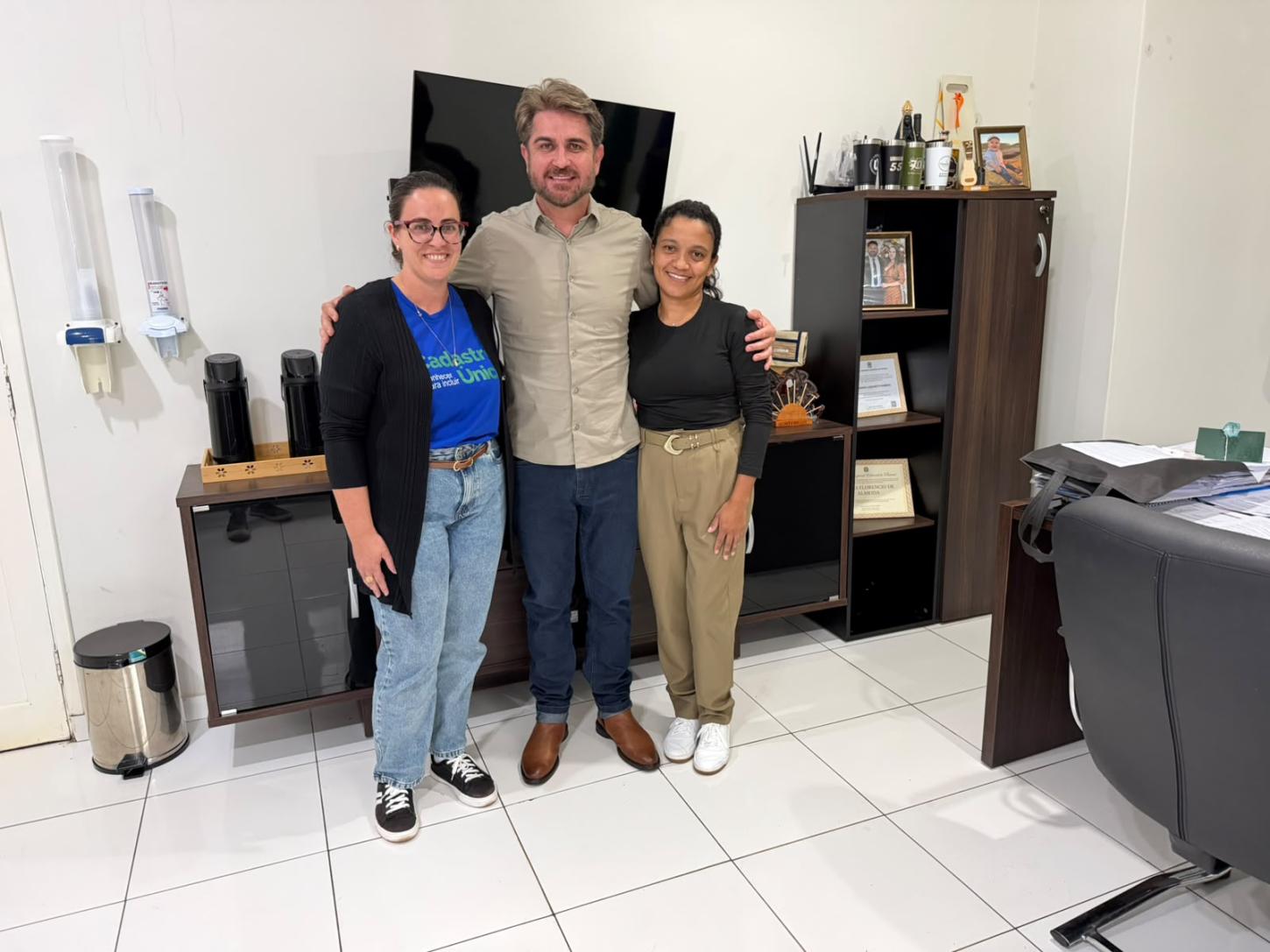 QUINTA DO SOL: Prefeito Leonardo Romero anuncia internet gratuita para famílias de baixa renda