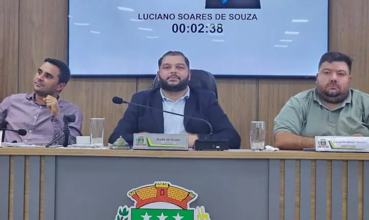 BARBOSA FERRAZ: Câmara realiza sessão às 9h nesta segunda-feira (29)