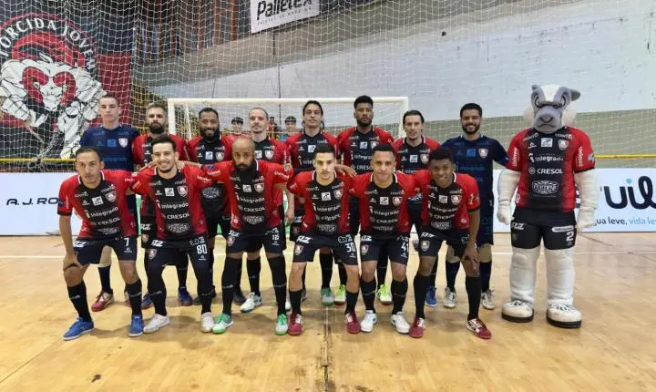BARBOSA FERRAZ: Campo Mourão Futsal e Umuarama Futsal se enfrentam pelo Campeonato Paranaense no dia 15 de agosto na reinauguração do Ginásio Arnaldo Coneglian