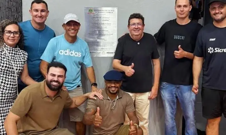 BARBOSA FERRAZ: Ginásio Arnaldo Coneglian é reinaugurado com nova estrutura