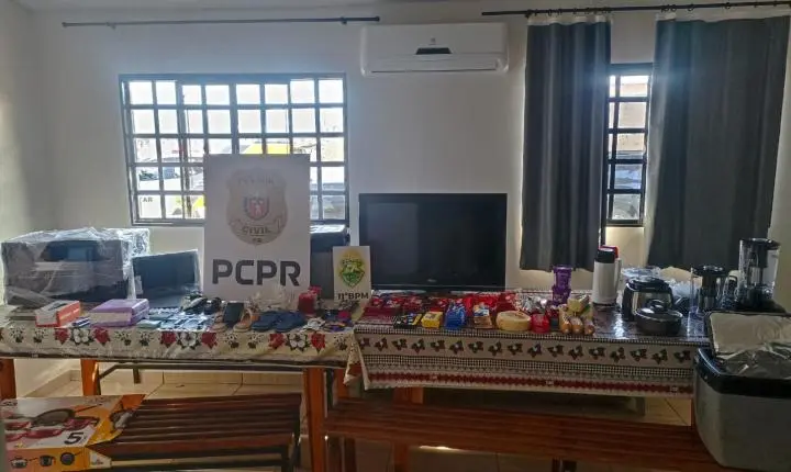 BARBOSA FERRAZ: Polícia prende dois homens e recupera mercadorias furtadas de mercado no centro da cidade