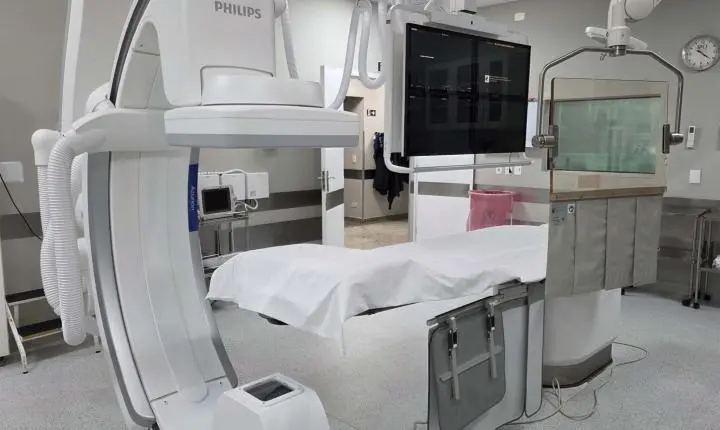 BARBOSA FERRAZ: prefeito Caxão autoriza licitação para compra de aparelho de raio-x para o Hospital Municipal