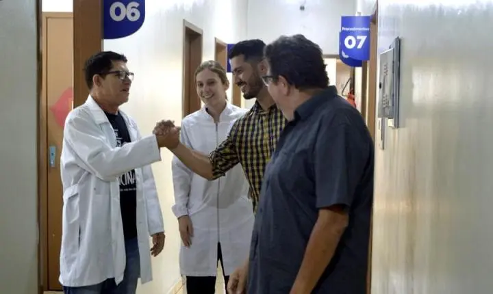 BARBOSA FERRAZ: Prefeito Caxão e secretário Leandro Mello oficializam nova clínica odontológica na UBS Santa Rita, na Vila do Roque