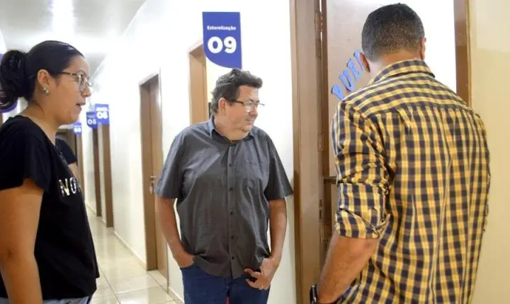 BARBOSA FERRAZ: Prefeito Caxão e secretário Leandro Mello oficializam nova clínica odontológica na UBS Santa Rita, na Vila do Roque