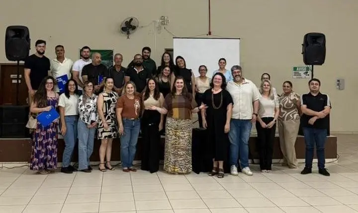 BARBOSA FERRAZ: Prefeitura promove workshop com apoio do Sebrae para fortalecer liderança e qualificação de servidores