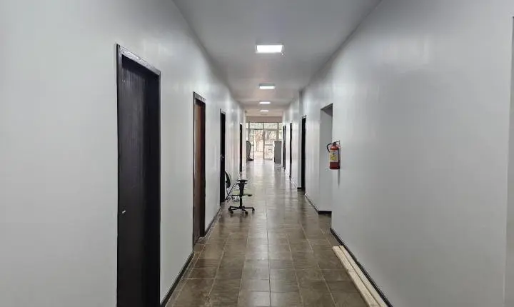 BARBOSA FERRAZ: Prefeitura realiza ampla reforma em prédios públicos após anos de problemas estruturais e abandono