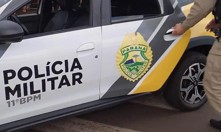 CAMPO MOURÃO: Atentado a tiros atinge porta de empresa no Conjunto Ilha Bela