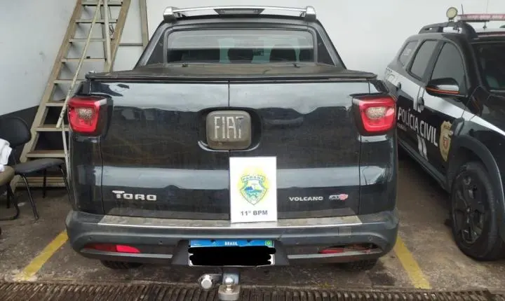 CAMPO MOURÃO: Fiat Toro usada pelos “Piratas do Asfalto” é recuperada após ser deixada em frente a garagem