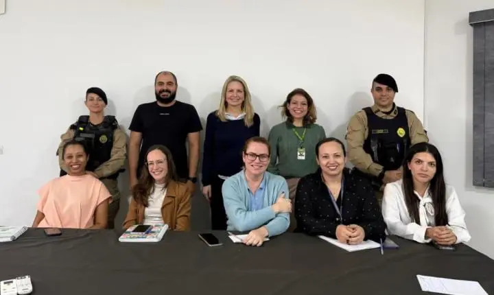 CAMPO MOURÃO: Patrulha Maria da Penha participa de reunião sobre proteção de crianças e adolescentes