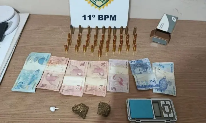 CAMPO MOURÃO: ROTAM prende suspeito por tráfico e apreende drogas, munições e dinheiro