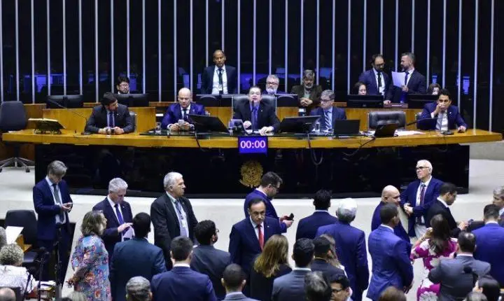 ELEIÇÕES PARANÁ 2026: Confira os Deputados Federais eleitos pelo Paraná