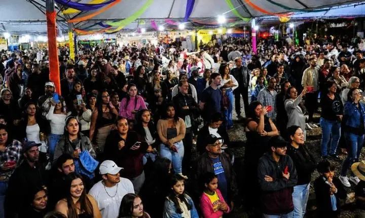 ENGENHEIRO BELTRÃO: 5º Arraial Municipal reúne grande público na abertura e continua neste sábado e domingo
