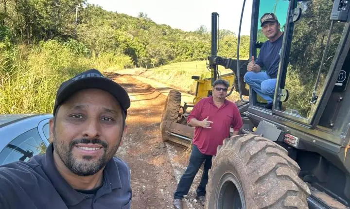 ENGENHEIRO BELTRÃO: Após pedido de produtores, Sabão e Perereca acompanham melhorias na Estrada Rio Figueira