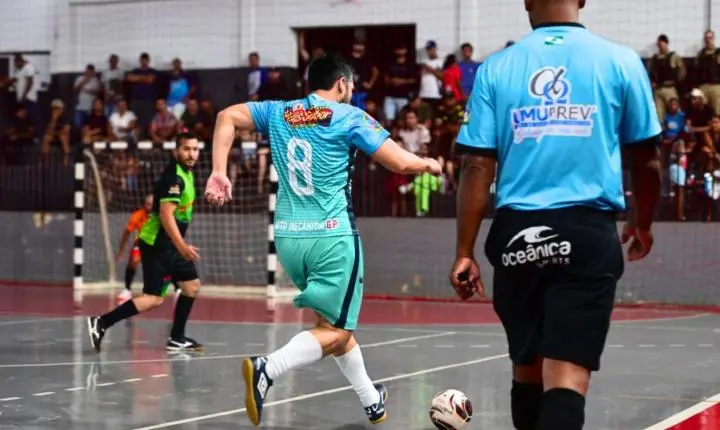 Engenheiro Beltrão define campeões da 4ª Copa Sérgio Luiz de Futsal nesta sexta-feira