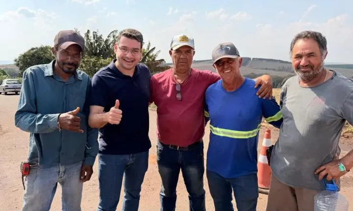 ENGENHEIRO BELTRÃO: pavimentação da Rua Paranaguá começa e atende antiga reivindicação de moradores