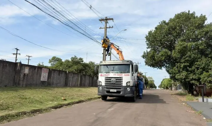 ENGENHEIRO BELTRÃO: Prefeitura avança na troca de lâmpadas por LED e amplia iluminação pública