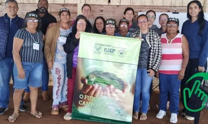 Fênix promove capacitação técnica em cultivo de orquídeas em Bela Vista do Ivaí