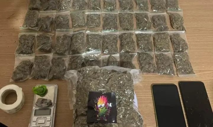 PEABIRU: adolescentes são apreendidos com quase 800 gramas de maconha após abordagem policial no centro
