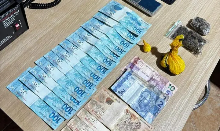 QUINTA DO SOL: abordagem da PM termina com prisão por tráfico e apreensão de cocaína e maconha