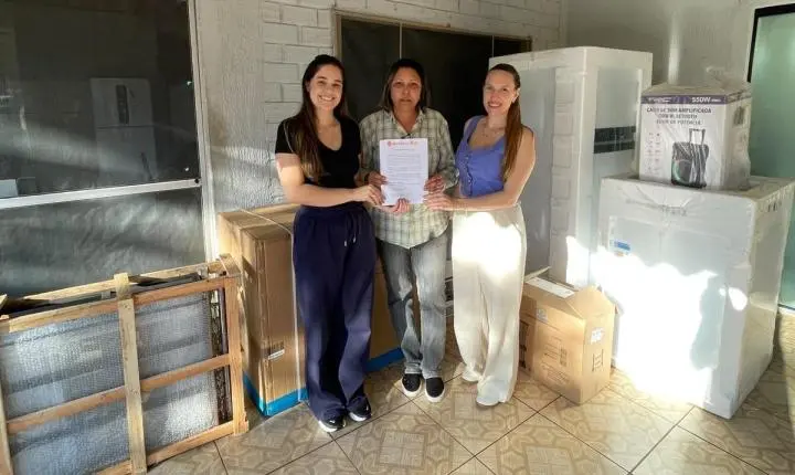 QUINTA DO SOL: Assistência Social entrega kits de cozinha ao Lar dos Velhinhos e à APAE